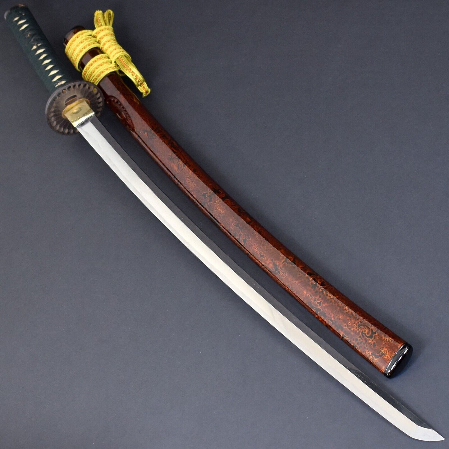 Original Old Collectible Japanese Nihonto Sword Samurai Weapon Katana from Sengoku Period.