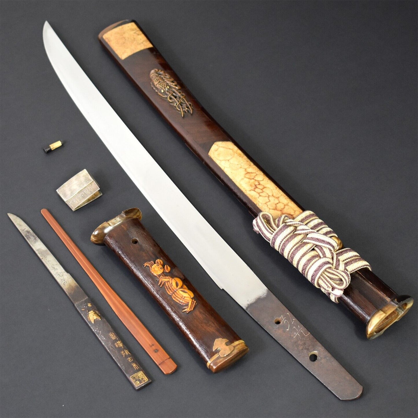 Antique Edo Era Wakizashi Japanese Katana Sword Hiromitsu Samurai Collectible Weapon.