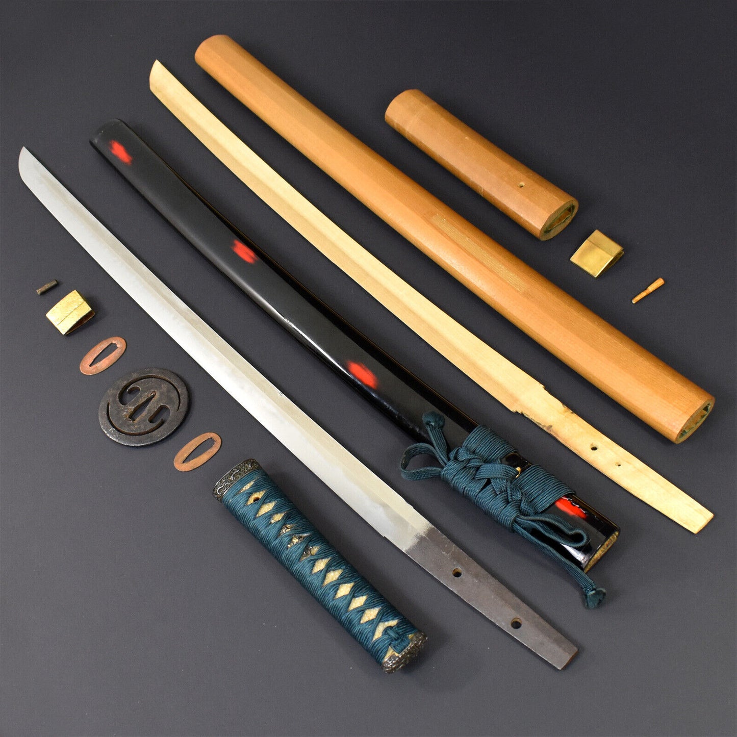 Authentic Antique Edo Era Japanese Katana Samurai Sword Wakizashi Echizen Seki Weapon Tamahagane.