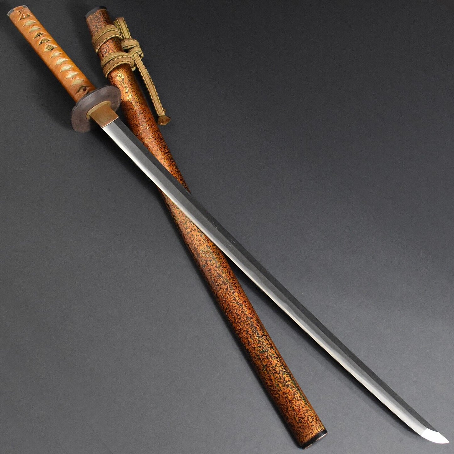 Collectible Japanese Nihonto Long Sword Antique Samurai Katana Weapon Muromachi Era.