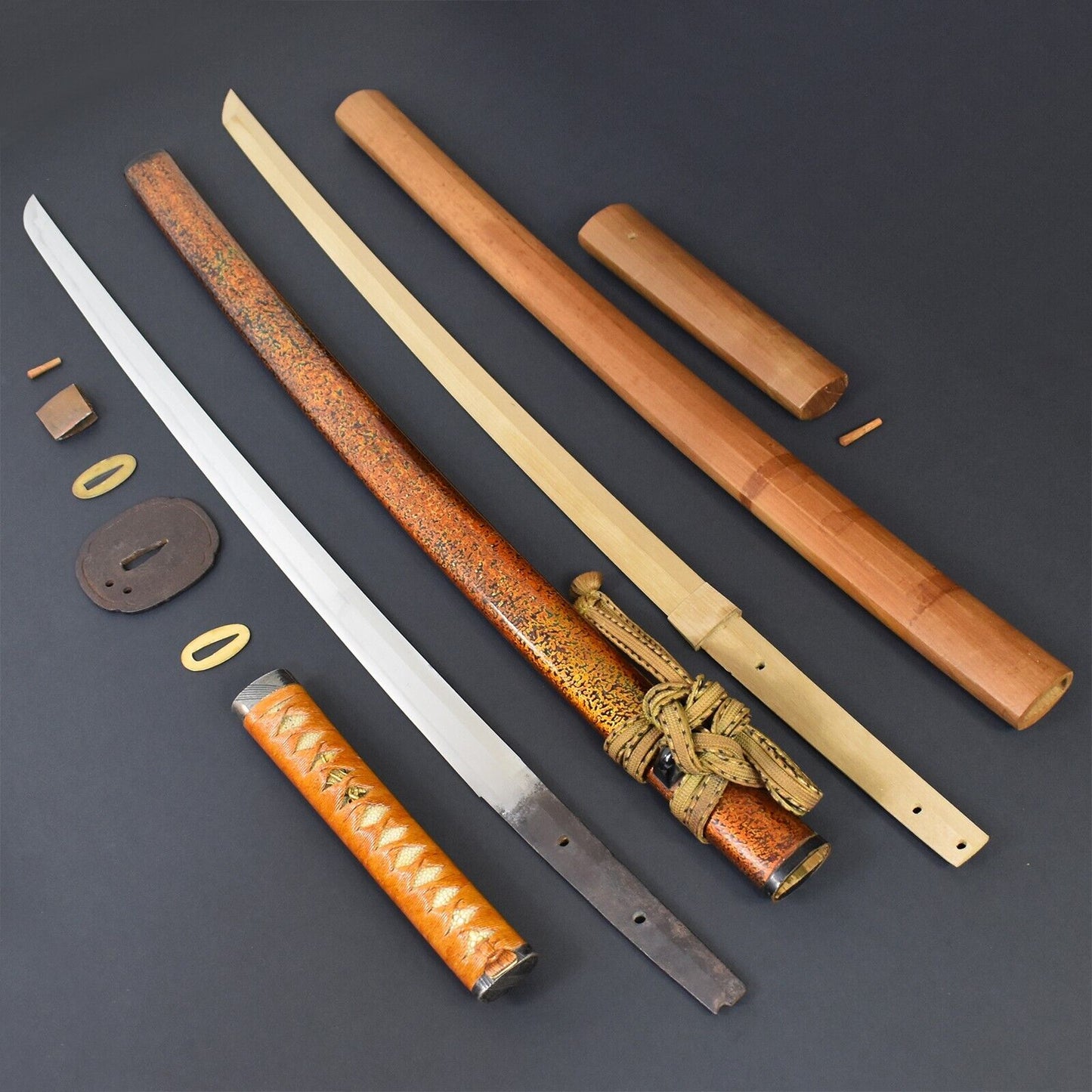 Collectible Japanese Nihonto Long Sword Antique Samurai Katana Weapon Muromachi Era.