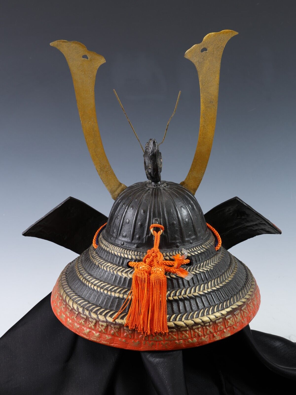 Stunning Antique Samurai Helmet with Mask Japanese Dragon Kabuto Collectible Armor.