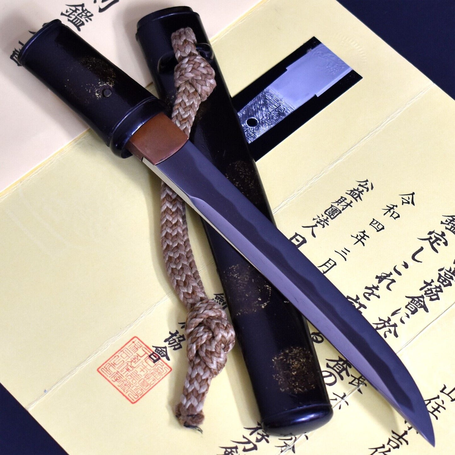 Japanese Authentic Short Sword Tanto Antique Samurai Dagger Tamahagane Weapon Collectible.