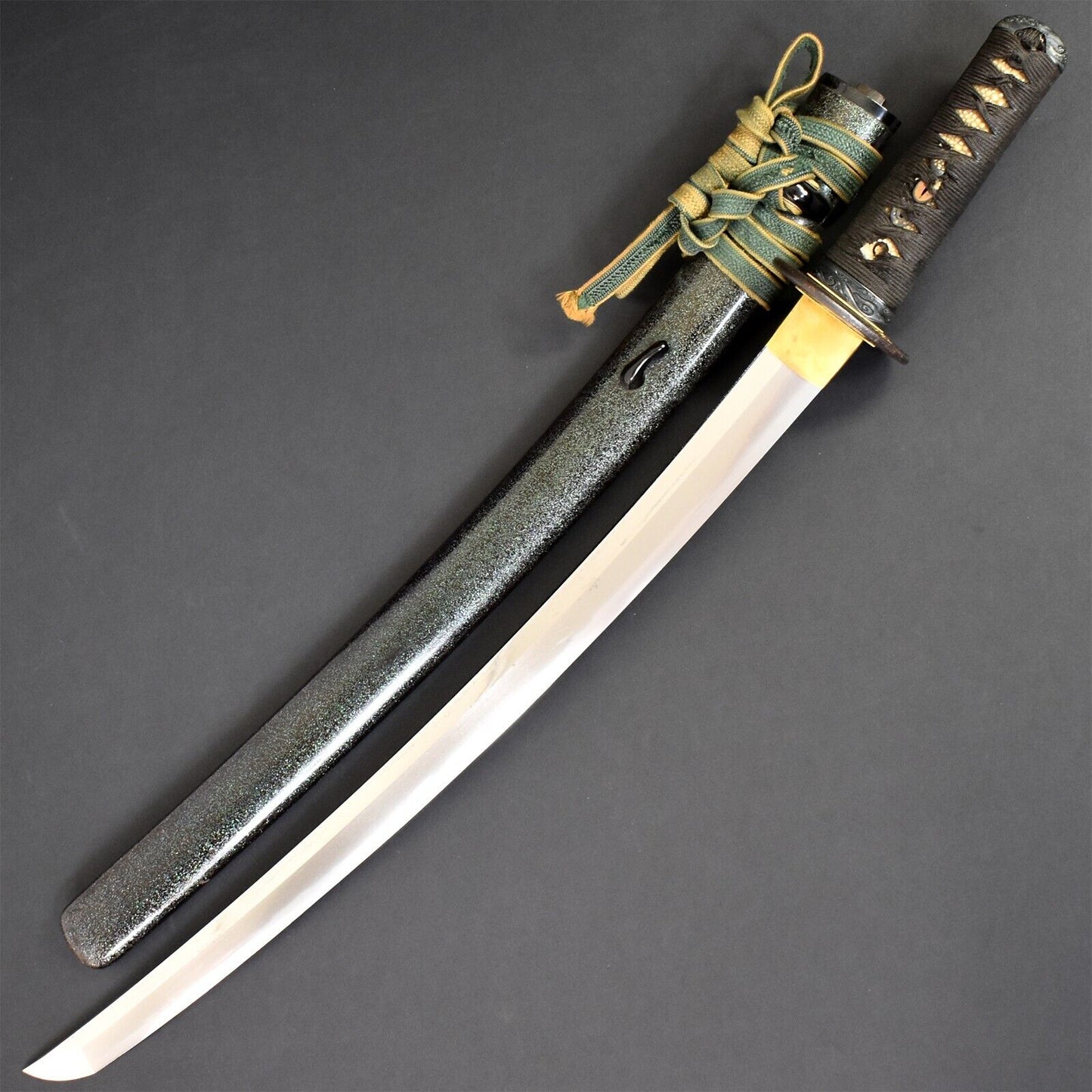 Japanese Katana Sword Wakizashi Kunikiyo Tokubetsu Kicho Twin Seal Samurai Weapon Original Edo Era.